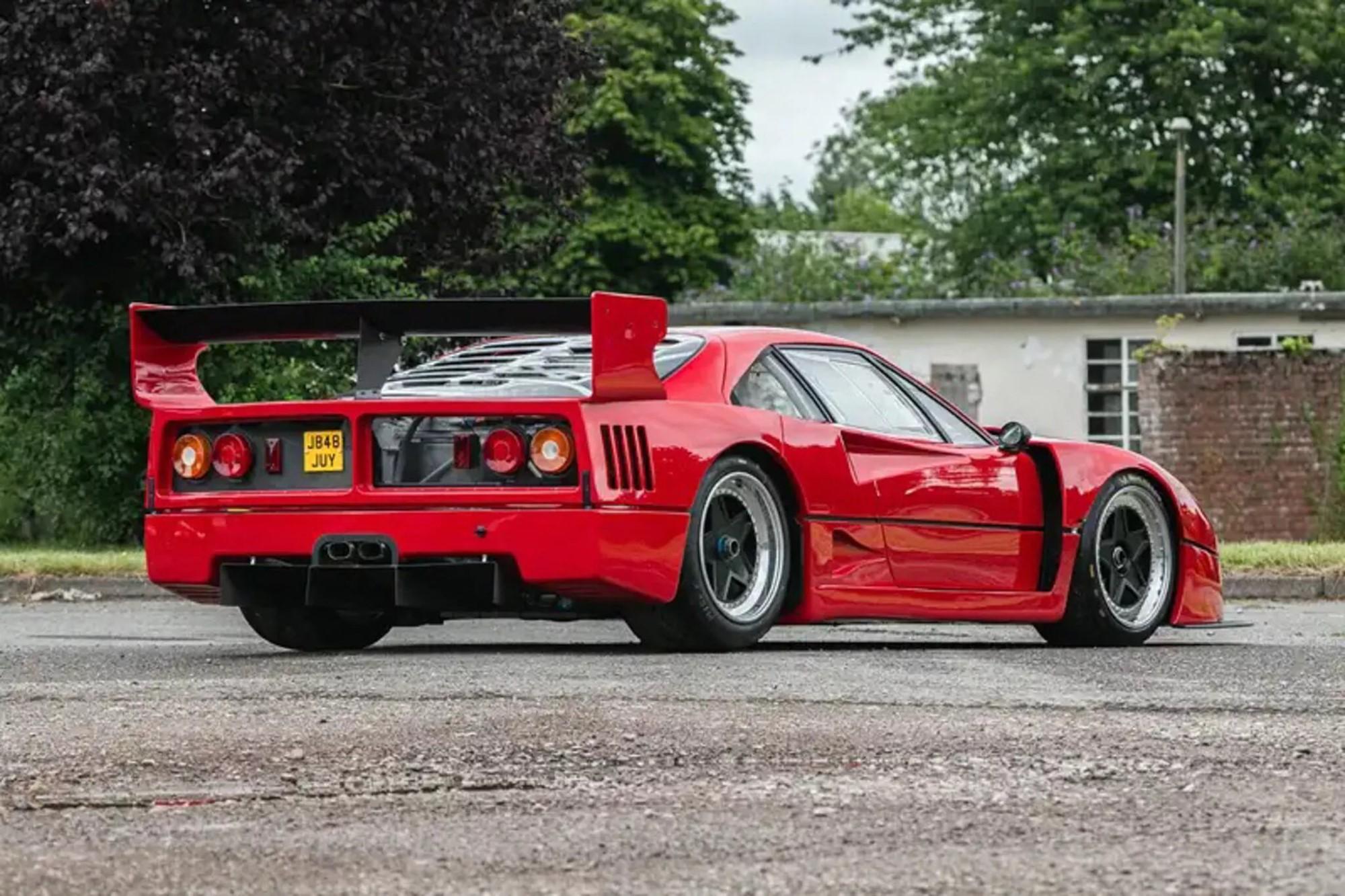 Πωλείται Ferrari F40 με V12 μοτερ